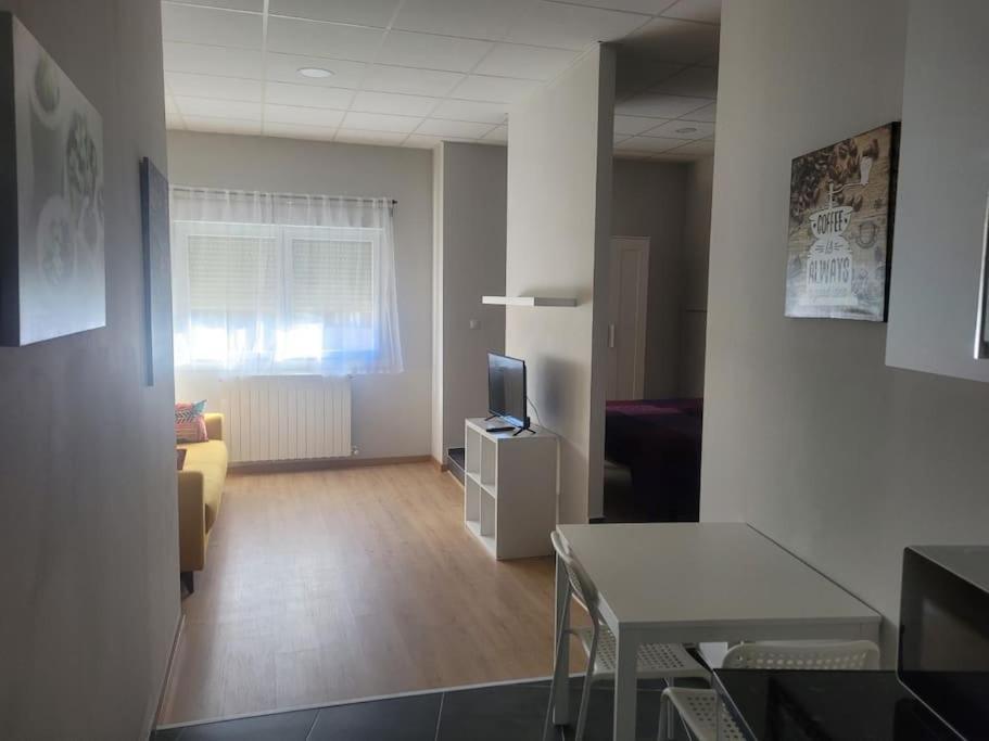 Apartamento Kuko Con Wifi Al Lado Metro Bilbao Ngoại thất bức ảnh